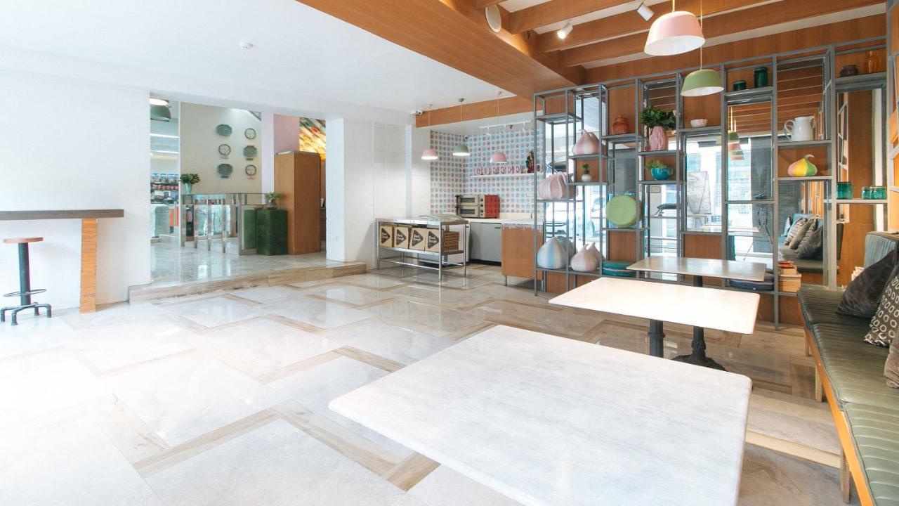 Urbanview At Lacson Street Bacolod City By Reddoorz Luaran gambar