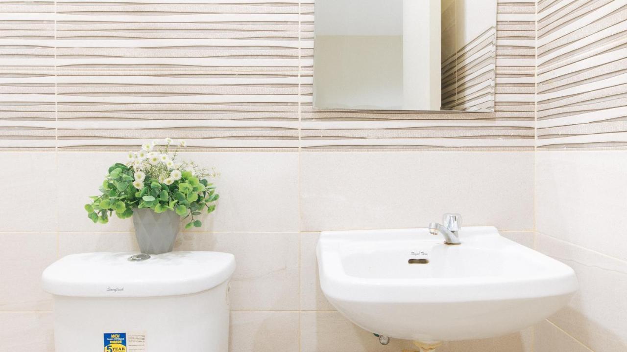 Urbanview At Lacson Street Bacolod City By Reddoorz Bilik gambar